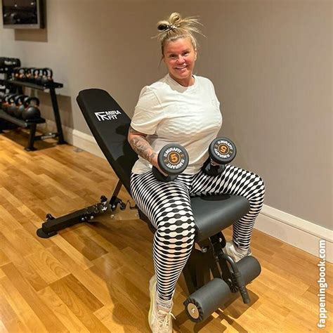 kerry katona leak|Kerry Katona strips down and poses nude in OnlyFans throwback。